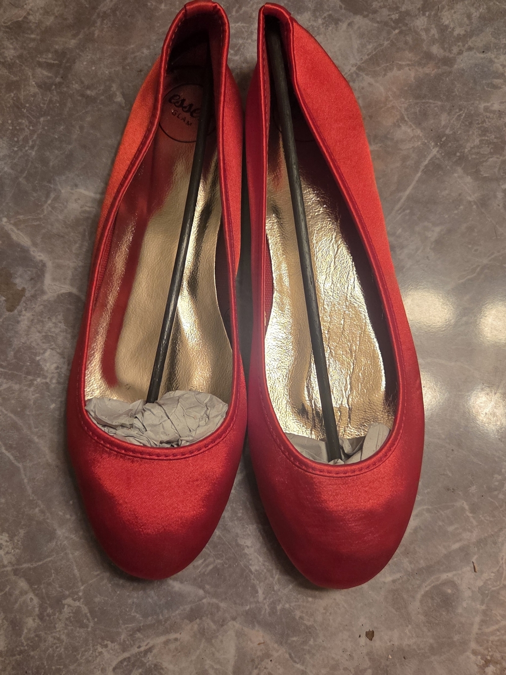 Women's Red Satin Ballet Flats with Cushioned Insole